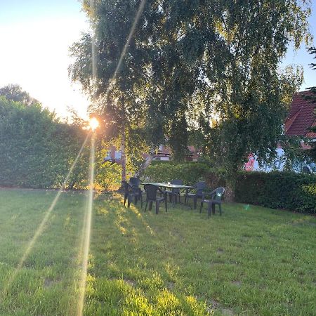 Eschen'S Blick Apartment Аурих Екстериор снимка